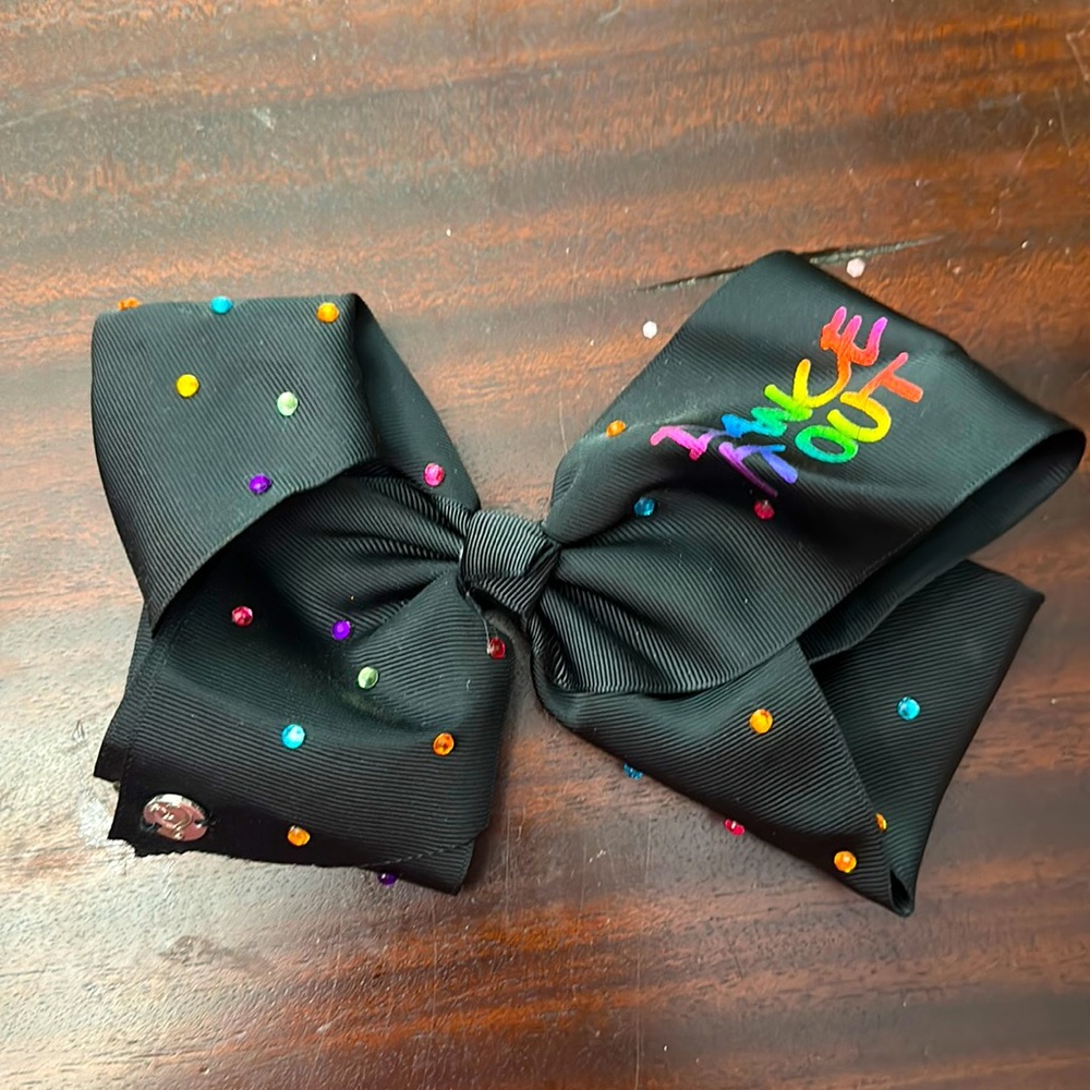 Black Rainbow Jojo Siwa bow.